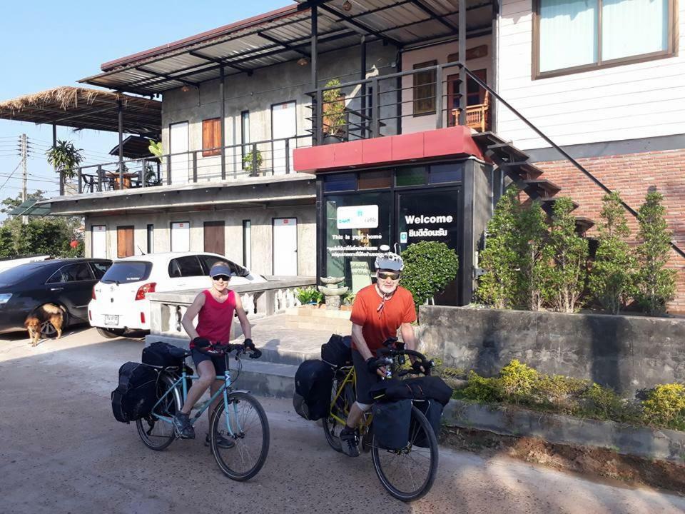 Baantung Homestay Mukdahan Extérieur photo